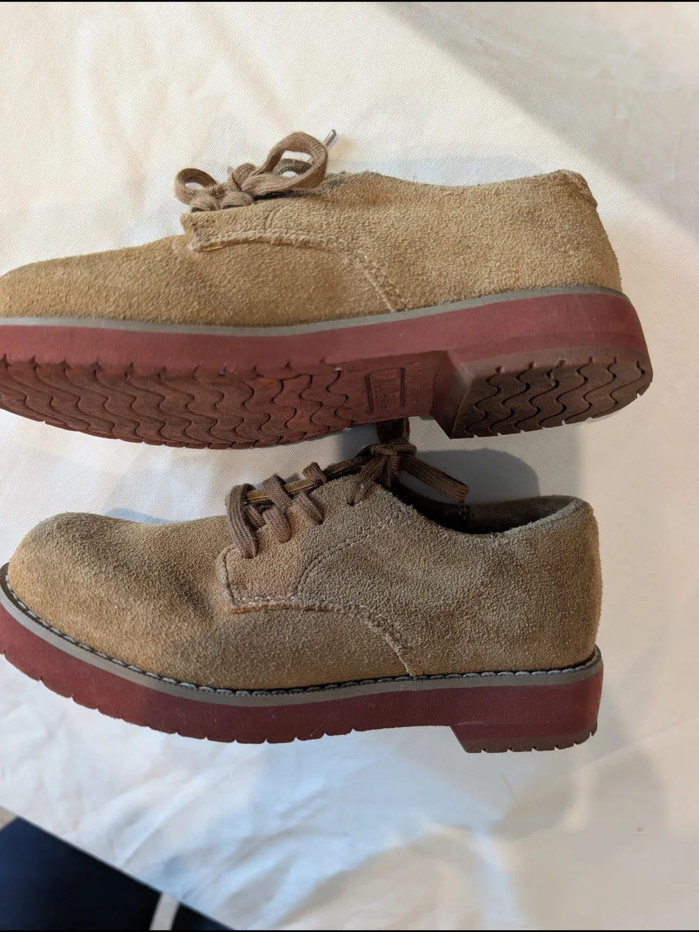 Sperry Kids Lace-Up Dress Shoes in Brown with Red Sole